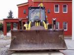 Traktorbagr MF 860