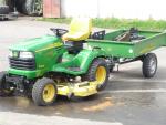 John Deere X595