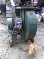 Prodám zrnomet mob.777661588,motor 7.5 KW prum.roury220mm