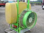 Prodám postřikovač na 500L postřiku s ventilátorem.