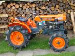 Malotraktor Kubota Model: B7000 4x4
