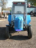 Prodám plně funkční a pojízdný traktor Zetor 3011 bez TP a SPZ. 