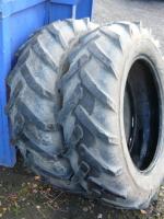 Prodám pneumatiky značky MICHELIN o rozměru 12,4-32.