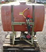 Prodám postřikovač značky JESSUR na 500L postřiku s ventilátorem.