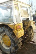 Prodám náhradní díly z traktoru Zetor 6911.