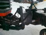 malotraktor Kubota s kartačem a rozprašovačem
