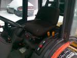 malotraktor Kubota s kartačem a rozprašovačem