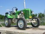Koupim traktory zetor 25a,k, h- sadař, škoda 30 , ( i vraky ). 