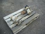 Prodám hydraulické válce z vleku 5T. 