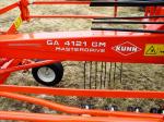 nahrabovač - shrnovač KUHN 4121 GM