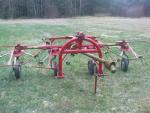 prodám nesený čtyřrotorový obraceč sena zn. Pottinger