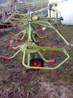 Claas Volto 64