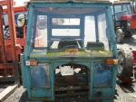 Prodám kabinu z traktoru Zetor 6911. 