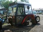 Prodám kabinu z traktoru Zetor 7011. 