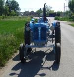 Prodám traktor Zetor 25k po opravě. 