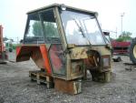 Prodám kabinu z traktoru Zetor 5945. 