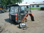 Prodám kabinu z traktoru Zetor 7211. 