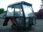 Prodám kabinu z traktoru Zetor 7211. 