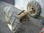 Prodám kompletní přední nápravu  Zetor 5945 . 