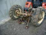 Prodám kompletní přední nápravu  Zetor 5945 . 