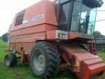 Obilní kombajn MF 40 RS