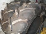 380/70R24- 50% vzor,nepoškozené