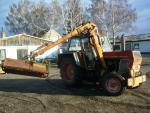 Prodám traktor Zetor 8011 s TP a nadstavbou pro mulčování příkopů .
