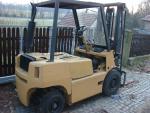Vysokozdvižný vozík balkancar DV 1786.33 s bočním posuvem - nosnost: 2500 kg, zdvih: 3300 mm, vzdušnicové pneu, pohon: diesel, motor po SO, převodovka po GO, dobrý technikcý stav, v době focení sedačka u čalouníka, cena dohodou