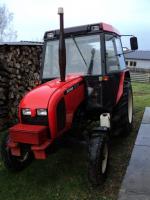 Kolový traktor zetor 6320