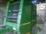 Balíkovač Jonn Deere 550