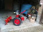 malotraktor VARI IV v záruce s velkým příslušenstvím