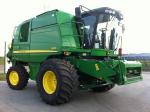 John Deere T670
