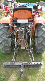 Malotraktor Kubota B1502 4x4 s čelním nakladačem