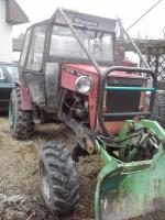 Malotraktor vhodný do probírek