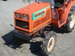 Japonský traktor Hinomoto N179