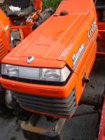 Kubota L1-235, japonská kvalita, 4x4