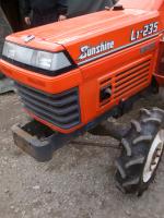 Kubota L1-235, japonská kvalita, 4x4