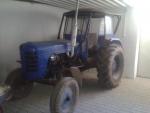 Traktor Zetor 40 s vlekem