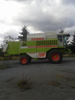 Claas Mega Dominátor 208
