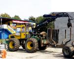les 9t traktor LKT vyvážečka