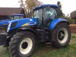 Traktor NH T7050