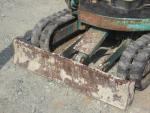 Japonské rypadlo, mini bagr Yanmar B1U, hmotnost 980 kg