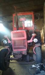 Rumunský traktor UTB