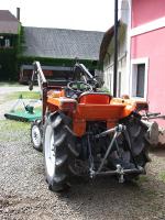 malotraktor Kubota L1-235 s čelním nakladačem