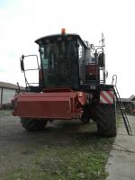 SKLÍZECÍ MLÁTIČKA NEW HOLLAND L626 Integrale