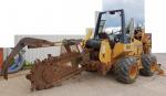 rýhovač / bagr 4.6t Case 660