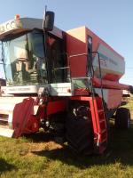 Sklízecí mlátička Massey Ferguson MF 7274 AL