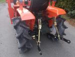 Malotraktor Kubota B1400DT s čelním nakladačem