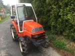 Kubota X 20 Saturn s polokabinou, 20Hp
