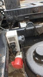 7.5t hák 7míst komunál kontejner Fuso